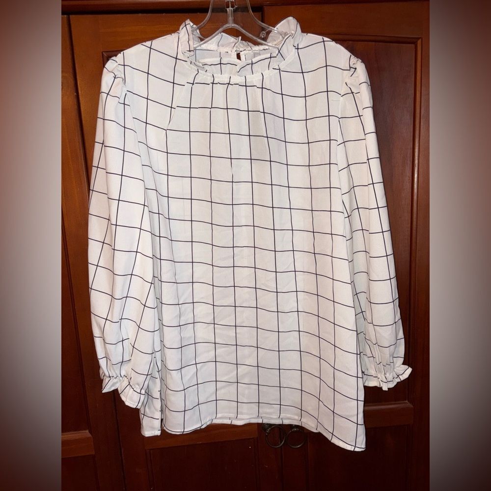 Elegant White Grid Pattern Blouse #1263